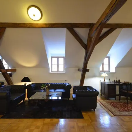 Mit Waschmaschine Und Geschirrspueler By Interhome * 布拉格